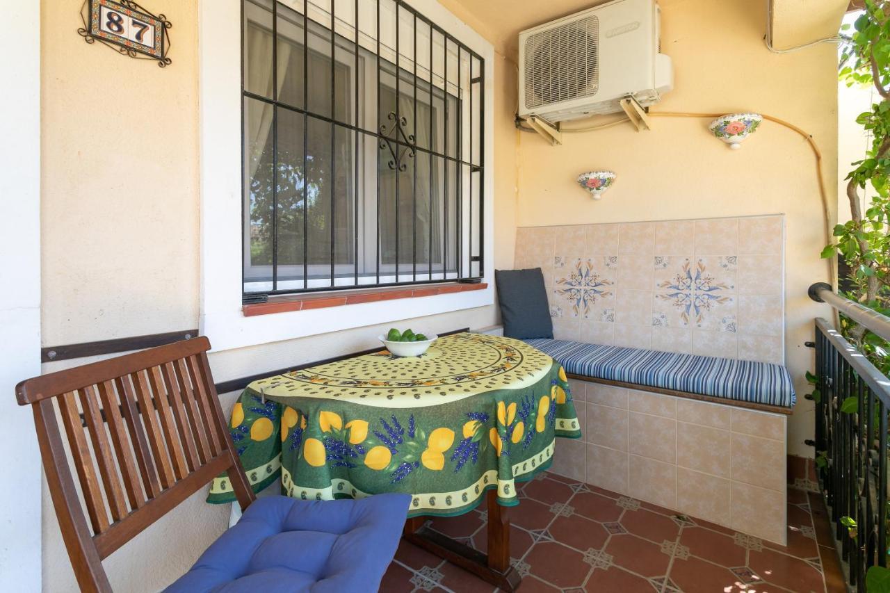 Heads 2 Holiday Homes Apartment วิลยามาร์ติน ภายนอก รูปภาพ